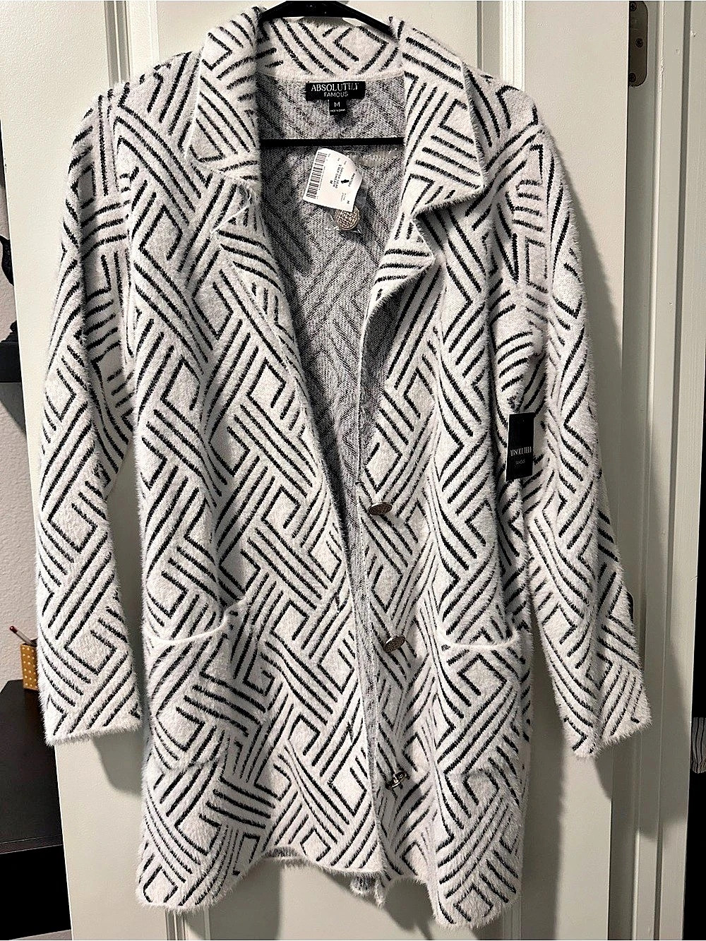 Absolutely Famous Geometric Pattern Long Sleeve Cardigan Sweater Geometric